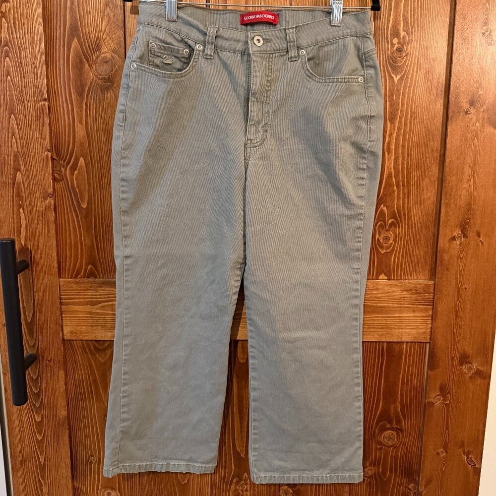 Gloria Vanderbilt Sage Green Crop Pants Size 10